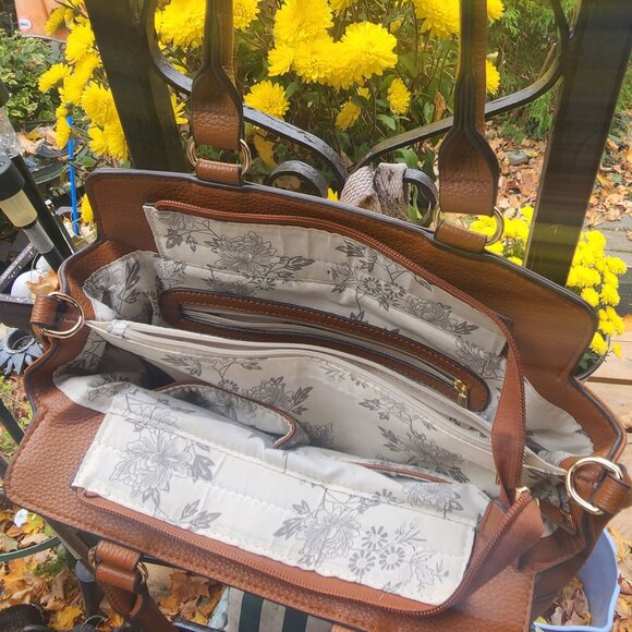 NWOT Boes bag, missing long strap, not sure if Leather nice Cloth combo - Picture 5 of 5